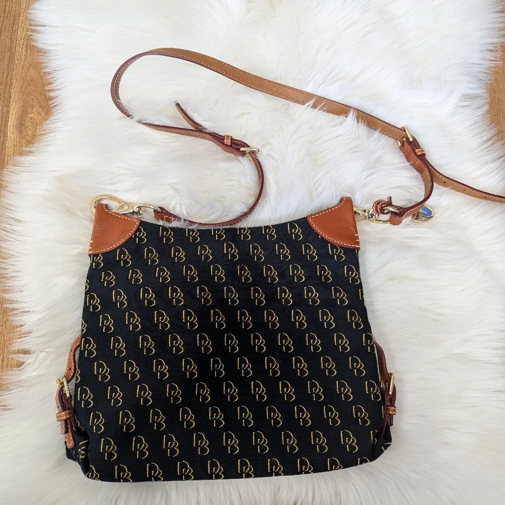 Dooney And Bourke Gretta Hobo Thin Signature Print Black